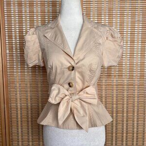 Bebe cream colored short ruffle sleeve peplum button up top size 2